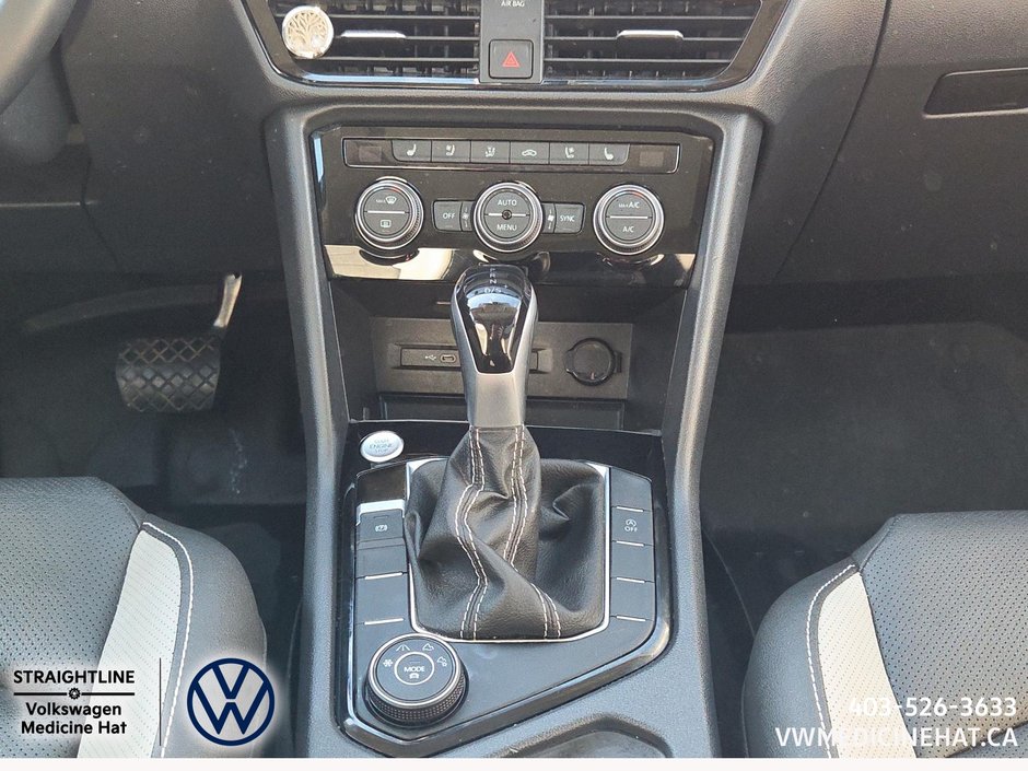 2024 Volkswagen Taos Highline-14