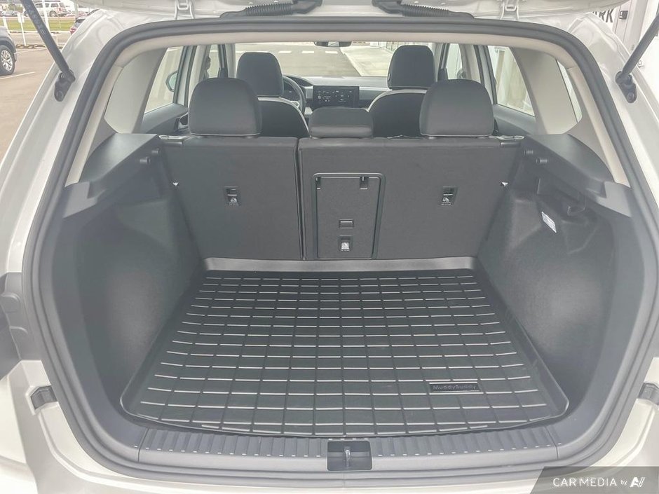 2025 Volkswagen Taos Trendline 4MOTION-11