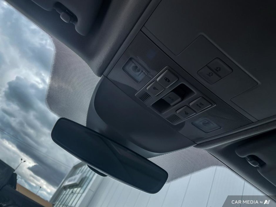 2025 Volkswagen Taos Comfortline Black Edition 4MOTION-20