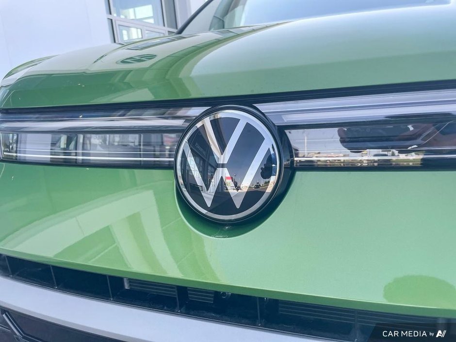 2025 Volkswagen Taos Highline 4MOTION-8