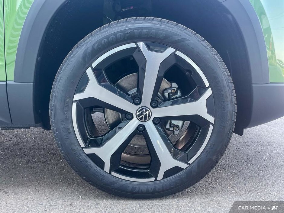 2025 Volkswagen Taos Highline 4MOTION-5