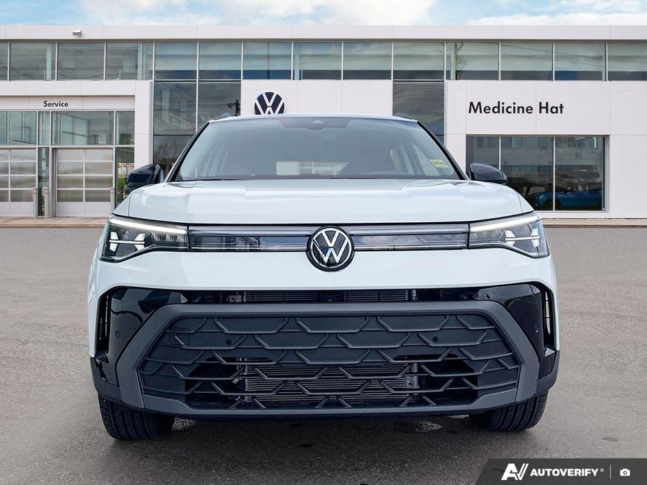 2026 Volkswagen Taos Comfortline Black Edition 4MOTION-1