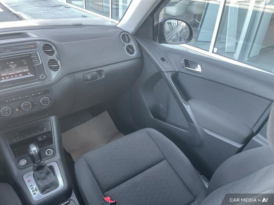 2016 Volkswagen Tiguan Comfortline-24