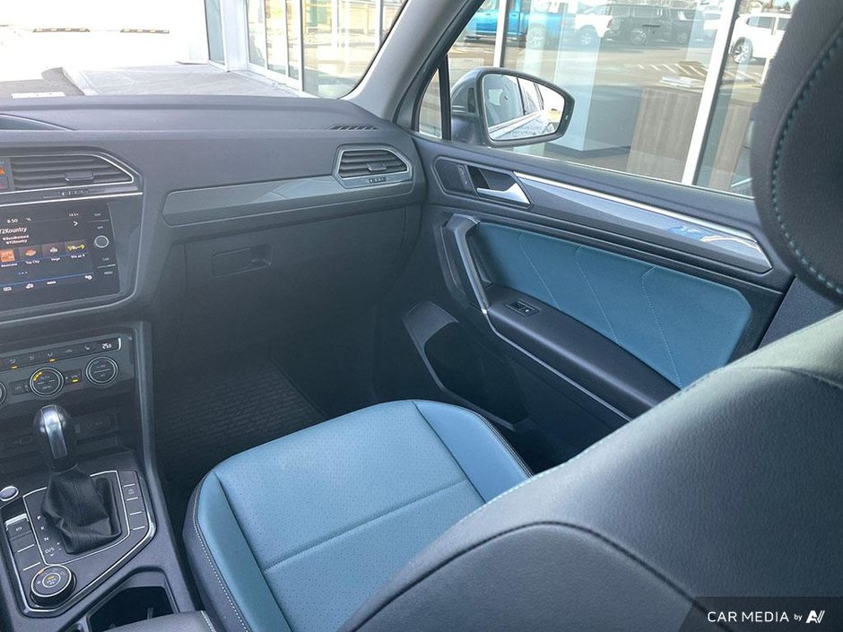 2020 Volkswagen Tiguan IQ Drive-24