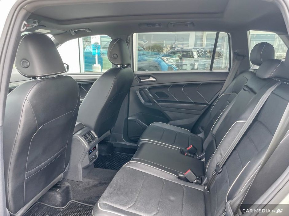 2022 Volkswagen Tiguan Highline R-Line-22