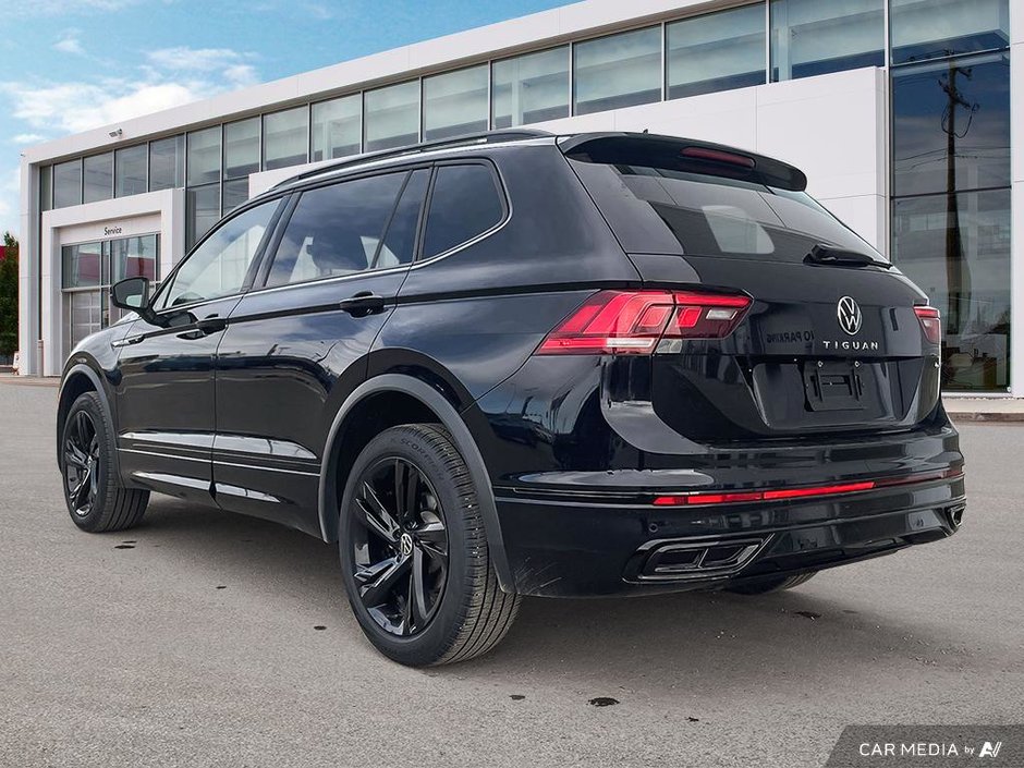 2024 Volkswagen Tiguan Comfortline R-Line Black Edition-3