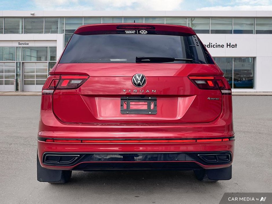 2024 Volkswagen Tiguan Comfortline R-Line Black Edition-4