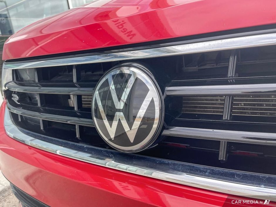 2024 Volkswagen Tiguan Comfortline R-Line Black Edition-8