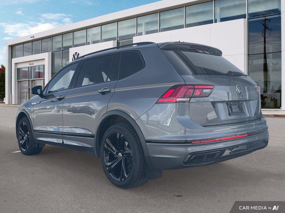 2024 Volkswagen Tiguan Comfortline R-Line Black Edition-3