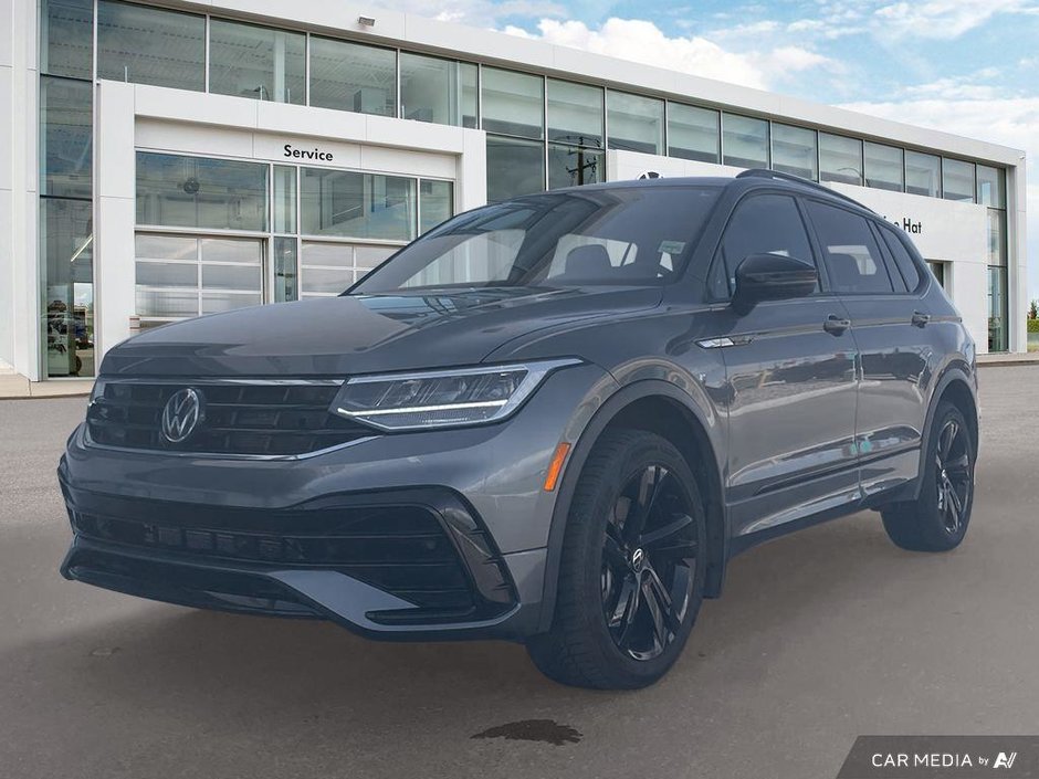 2024 Volkswagen Tiguan Comfortline R-Line Black Edition-0
