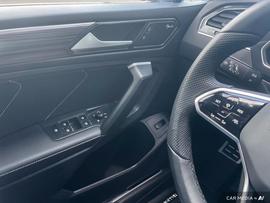 2024 Volkswagen Tiguan Highline R-Line-16
