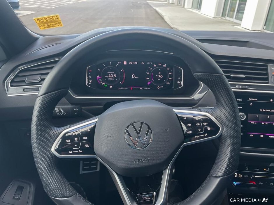 2024 Volkswagen Tiguan Highline R-Line-13