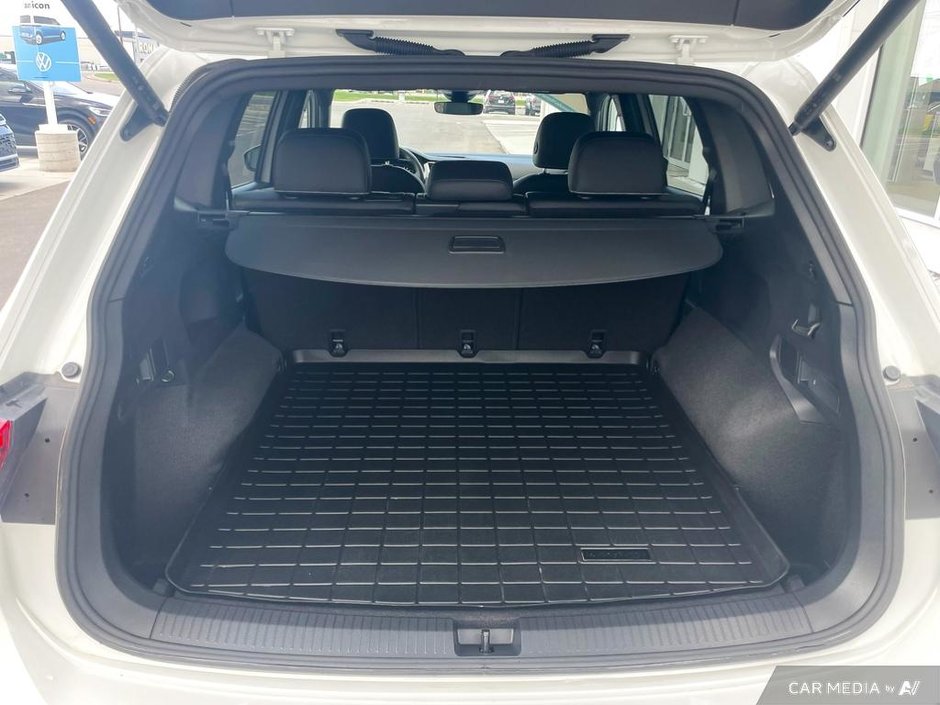2024 Volkswagen Tiguan Highline R-Line-11
