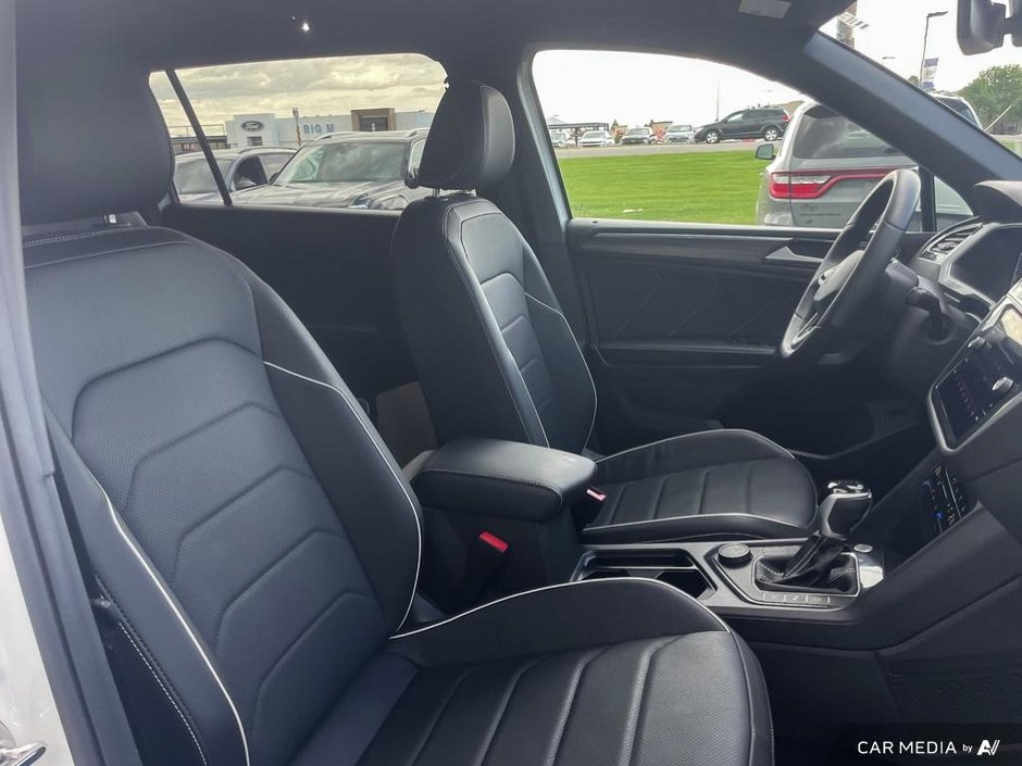 2024 Volkswagen Tiguan Highline R-Line-21