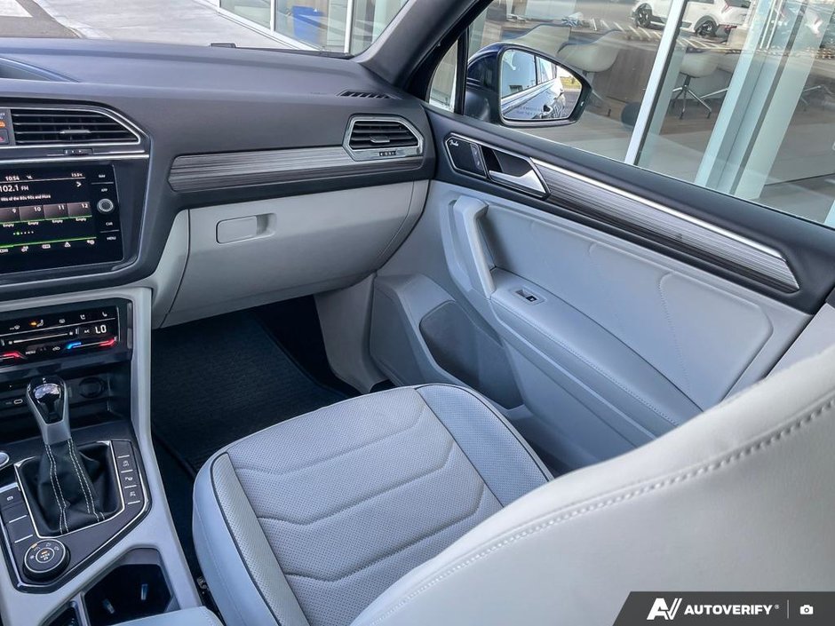 2024 Volkswagen Tiguan Highline R-Line-24