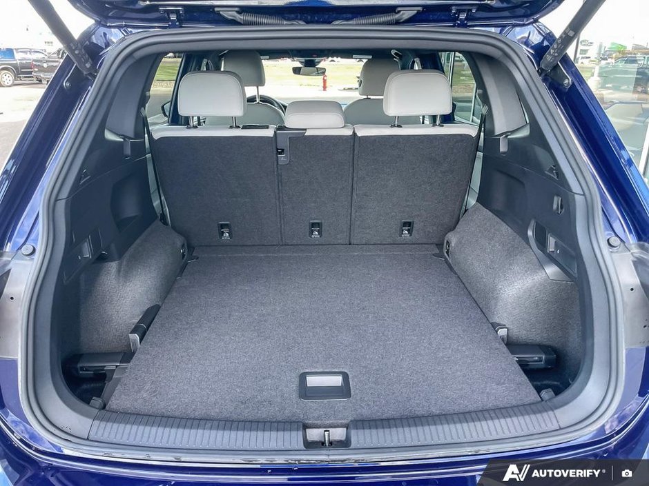 2024 Volkswagen Tiguan Highline R-Line-11