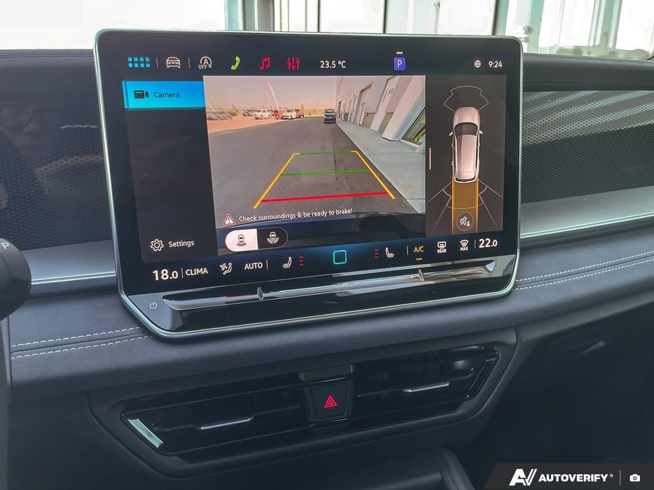 2025 Volkswagen Tiguan Comfortline R-Line Black Edition-18