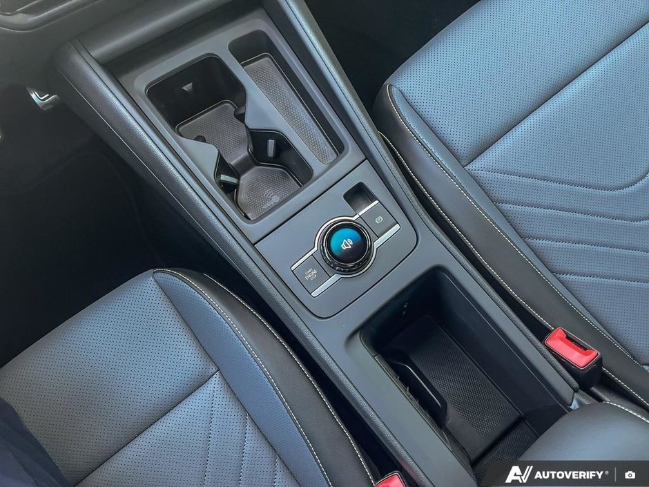 2025 Volkswagen Tiguan Comfortline R-Line Black Edition-17