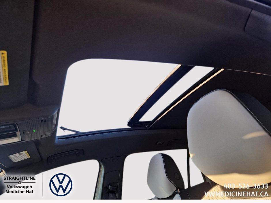 2025 Volkswagen Tiguan Comfortline R-Line Black Edition-21