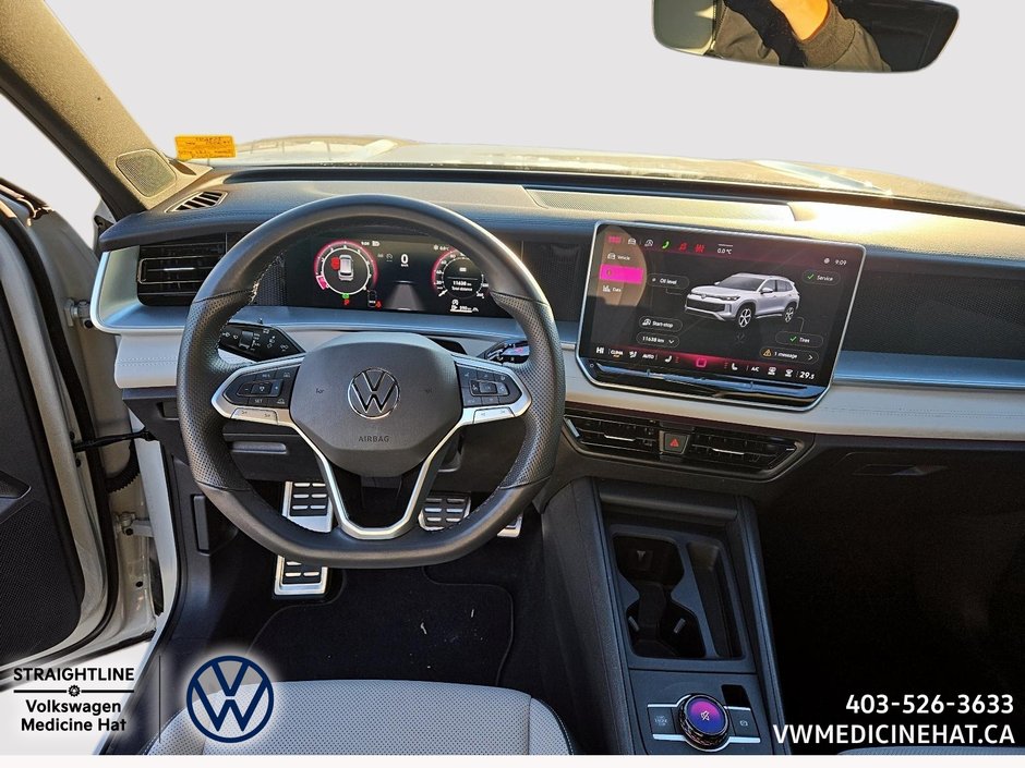 2025 Volkswagen Tiguan Comfortline R-Line Black Edition-18