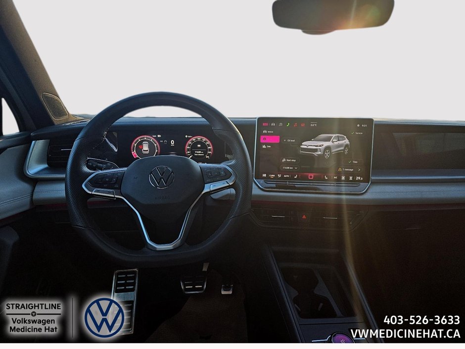 2025 Volkswagen Tiguan Comfortline R-Line Black Edition-14