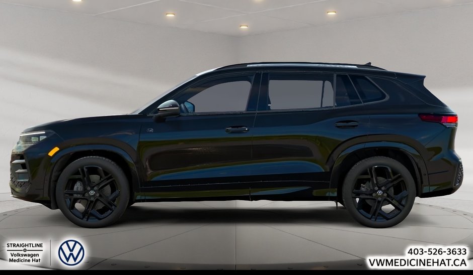 2026 Volkswagen Tiguan Comfortline R-Line Black Edition 4MOTION-1