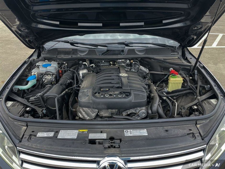 2017 Volkswagen Touareg Wolfsburg Edition-9