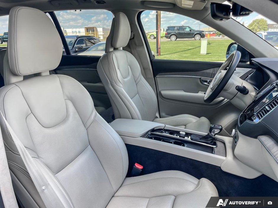 2021 Volvo XC90 Inscription-21