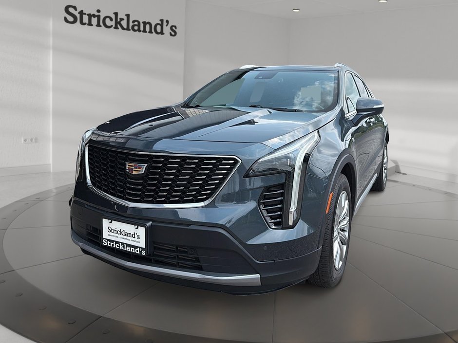 2021 Cadillac XT4 Premium Luxury AWD in Stratford, Ontario