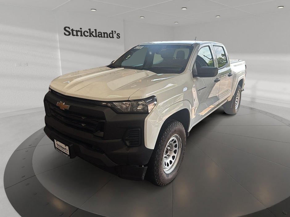 2023 Chevrolet Colorado Crew 4x4 WT Short Box in Stratford, Ontario