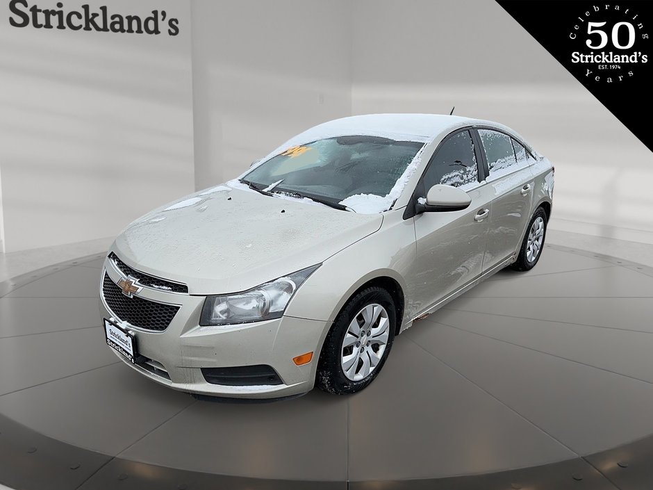 2014  Cruze 1LS in Stratford, Ontario