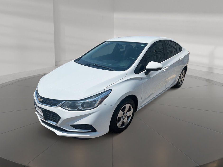 2017 Chevrolet Cruze LT - 6MT in Stratford, Ontario