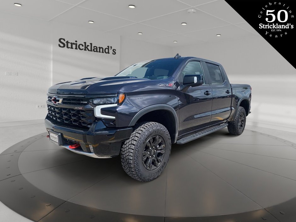 2022  Silverado 1500 Crew Cab 4x4 ZR2 / Short Box in Stratford, Ontario