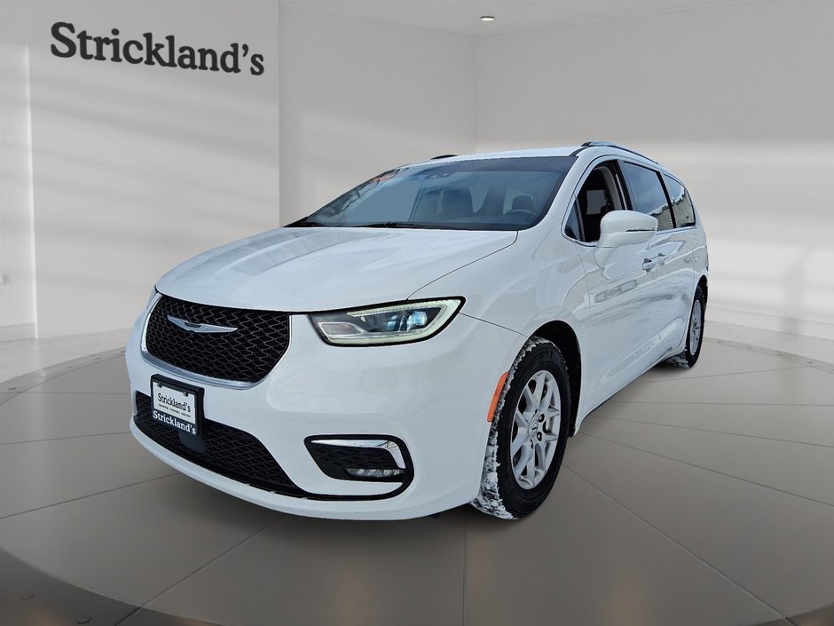 2021 Chrysler Pacifica Touring L in Stratford, Ontario