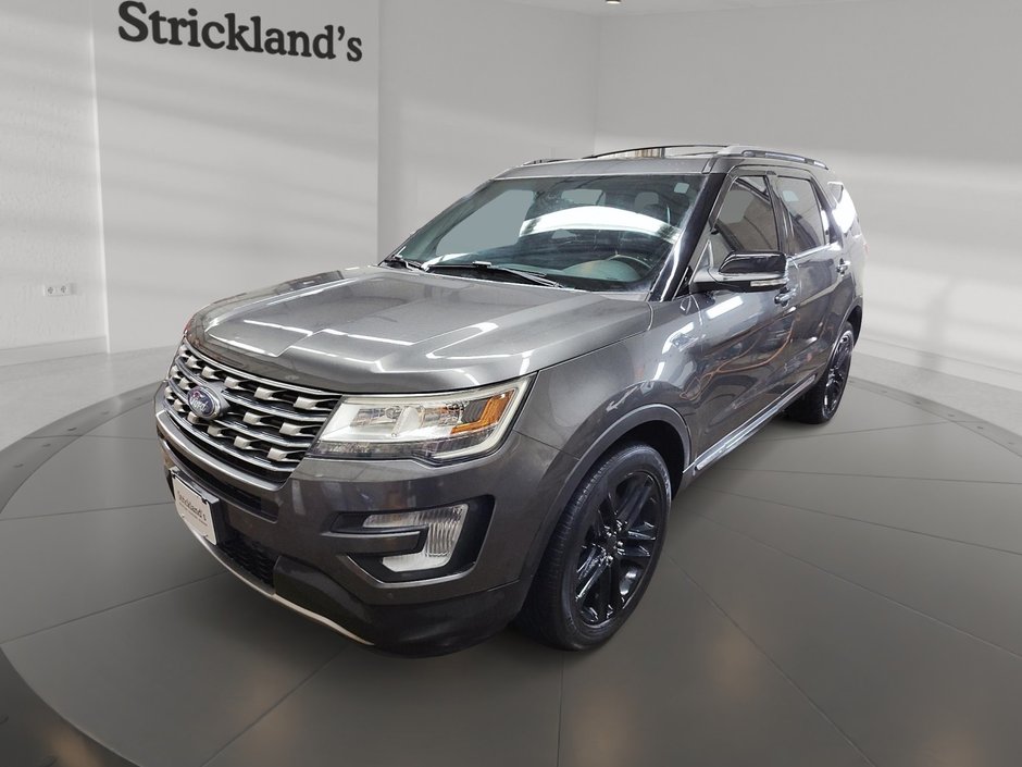 2017 Ford Explorer XLT - 4WD in Stratford, Ontario