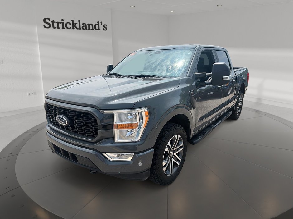 2021 Ford F150 4x4 - Supercrew XL - 145 WB in Stratford, Ontario