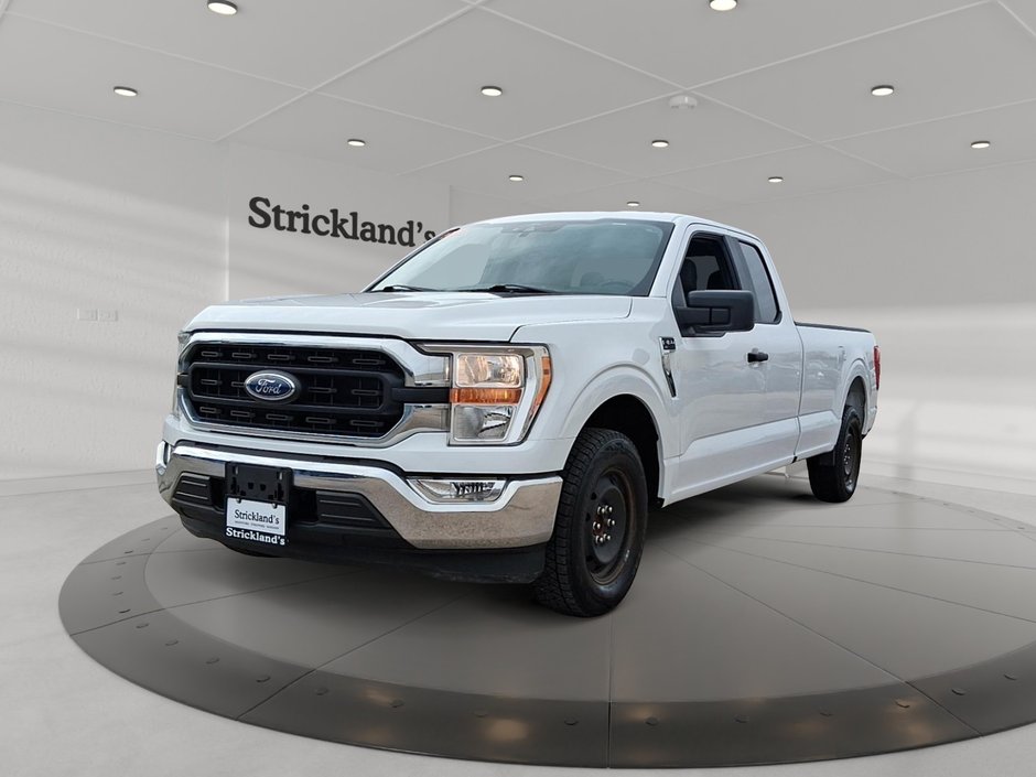 2021 Ford F150 4x2 - Supercab XLT - 145 WB in Stratford, Ontario