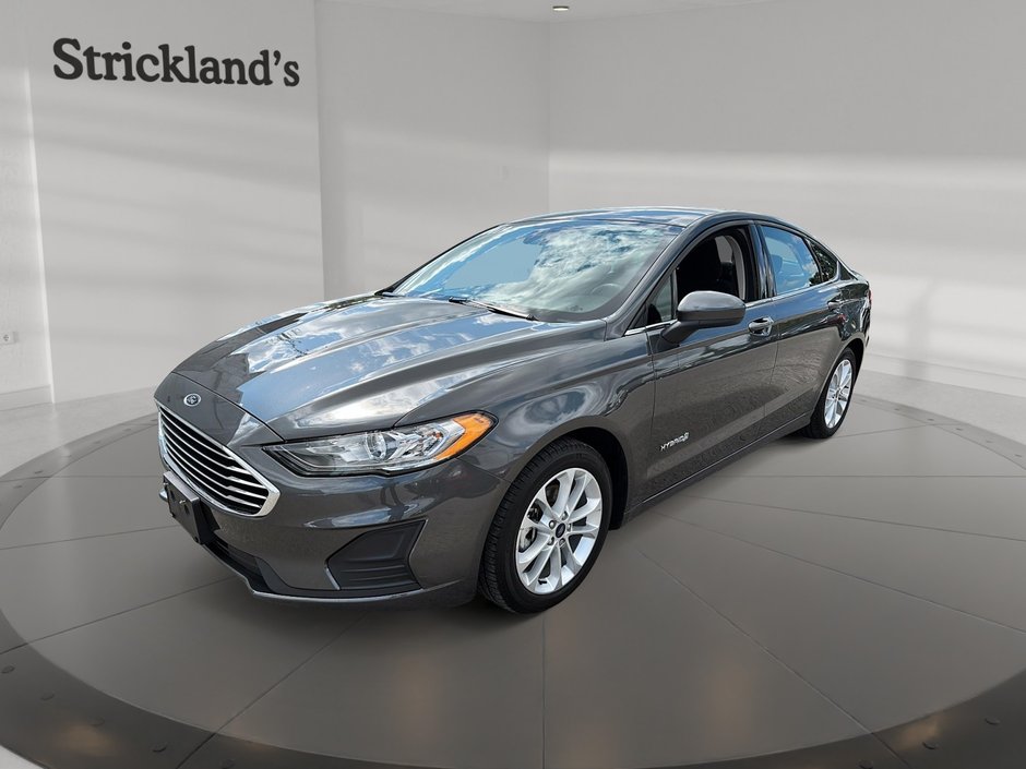 2019 Ford Fusion SE HEV in Stratford, Ontario