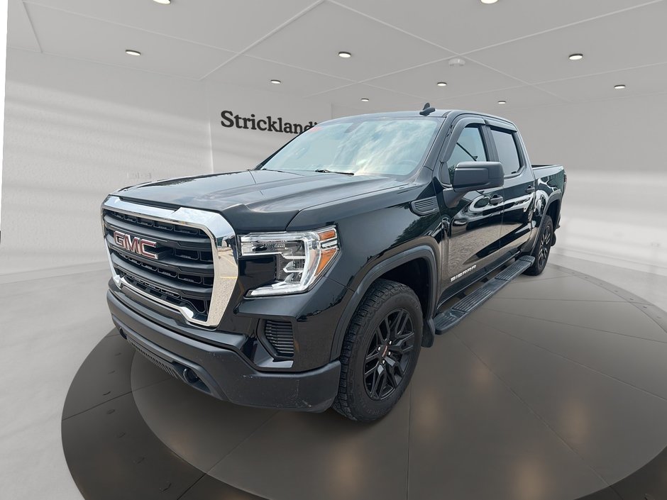 2021 GMC Sierra 1500 Crew Cab 4x4 Base Short Box in Stratford, Ontario