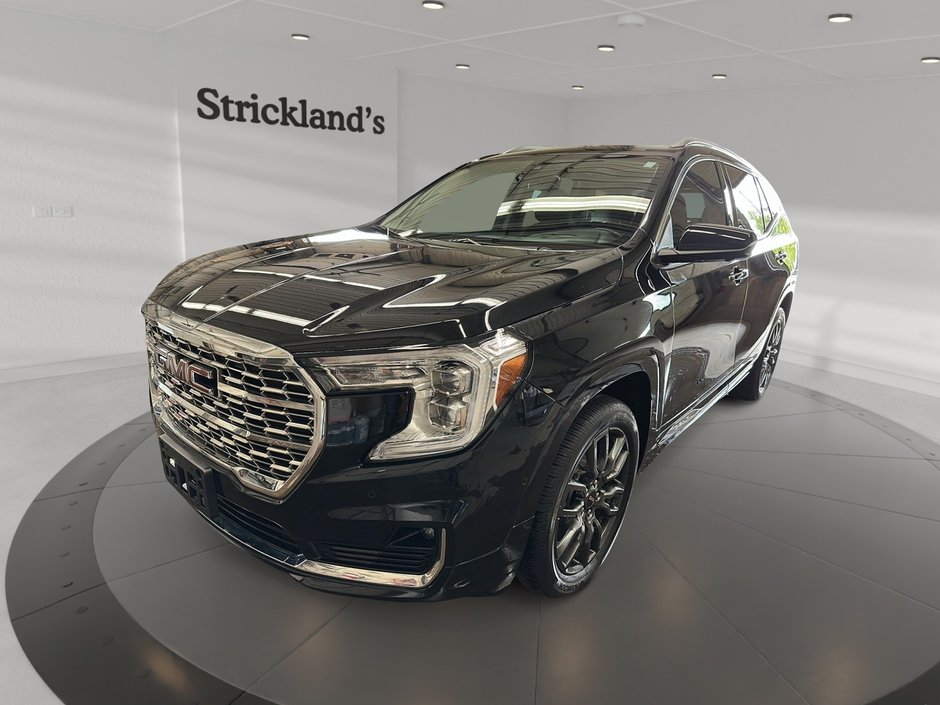 2023 GMC Terrain Denali AWD in Stratford, Ontario