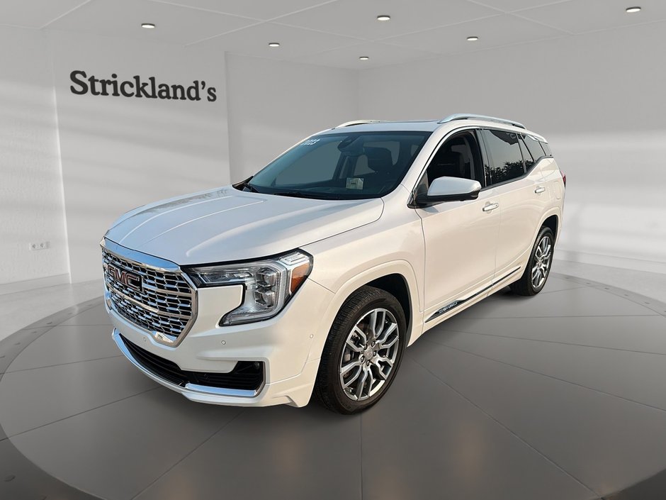 2023 GMC Terrain Denali AWD in Stratford, Ontario
