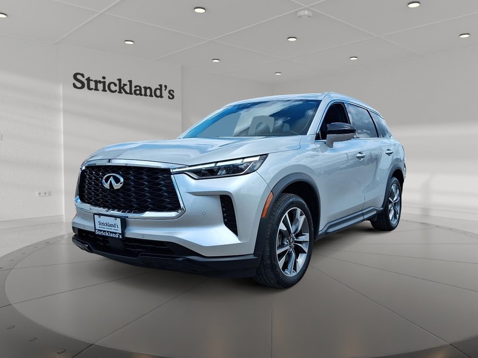 2023 Infiniti QX60 AWD LUXE in Stratford, Ontario