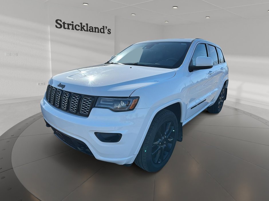2022 Jeep Grand Cherokee Wk 4x4 Laredo in Stratford, Ontario