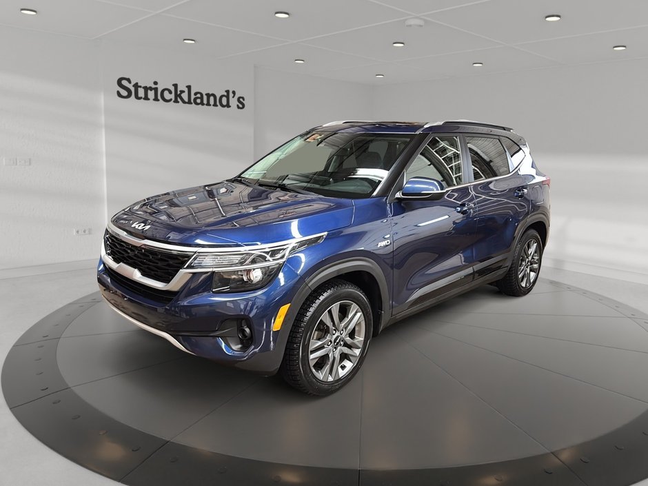 2022 Kia Seltos EX AWD in Stratford, Ontario