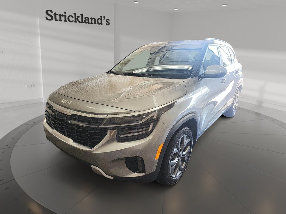 2024 Kia Seltos EX AWD in Stratford, Ontario