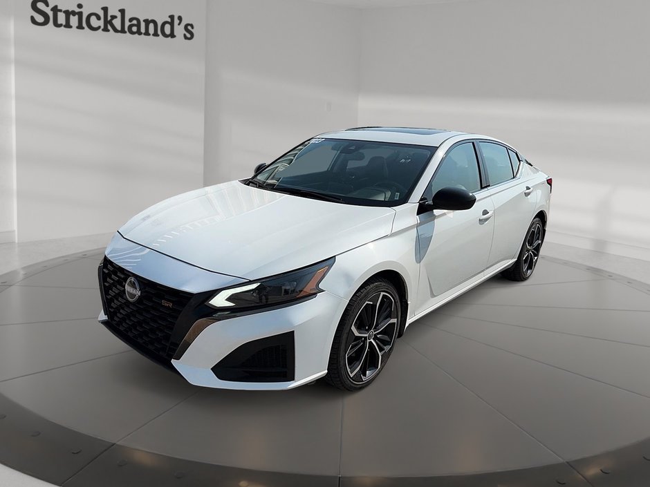2023 Nissan Altima Sedan 2.5 SR CVT in Stratford, Ontario