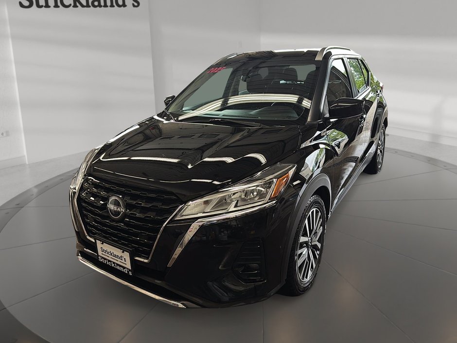 2025 Nissan Kicks Play SV FWD in Stratford, Ontario