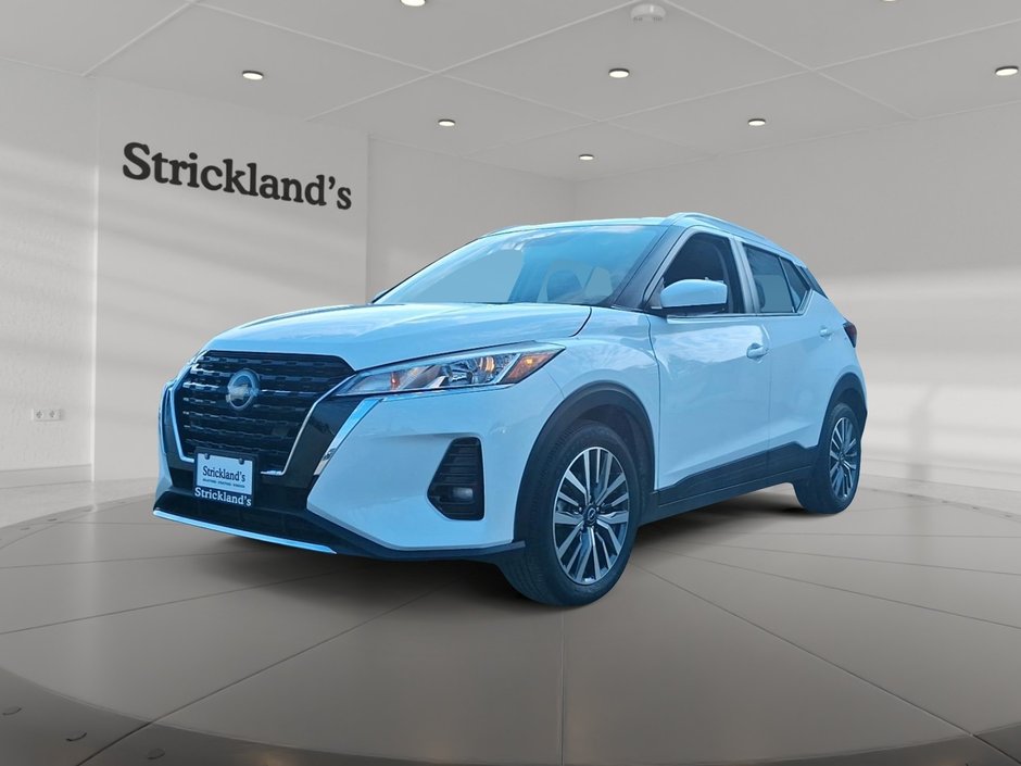 2025 Nissan Kicks Play SV FWD in Stratford, Ontario