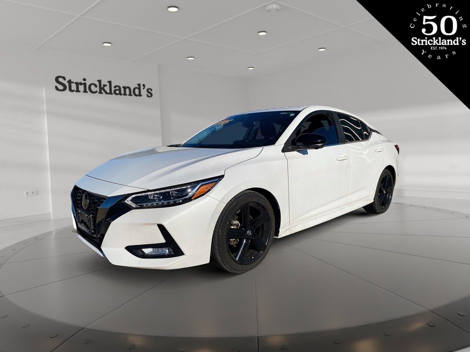 2021  Sentra SR CVT in Stratford, Ontario