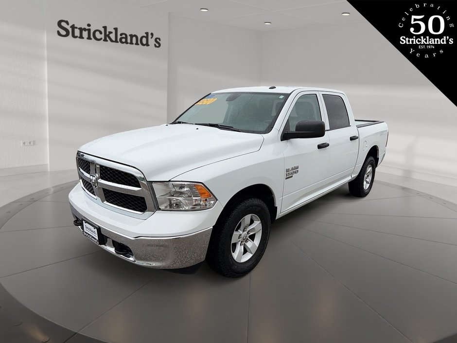 2022  RAM 1500 Classic Crew Cab 4x4 (DS) SLT (140.5 WB 5'7 Box) SWB in Stratford, Ontario